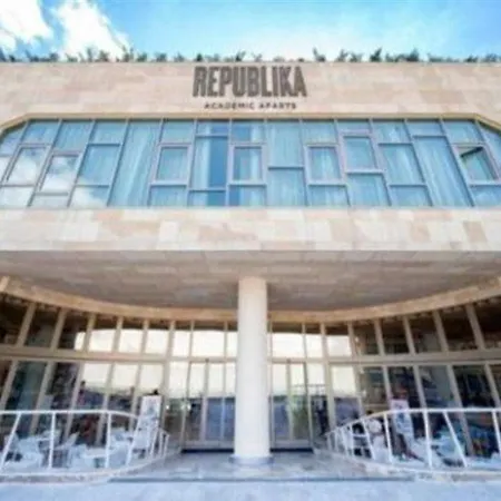 Hotell Republika Buyukcekmece Aparts
