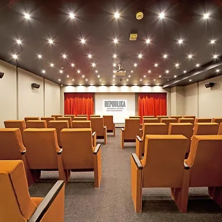 Republika Buyukcekmece Aparts 3*