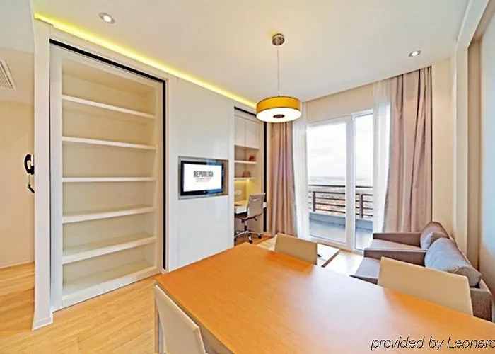 Hotel Republika Buyukcekmece Aparts 3*